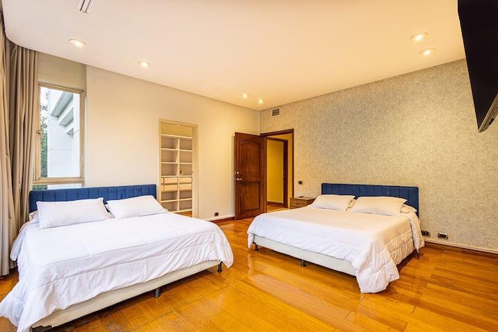 غرفة النوم 1