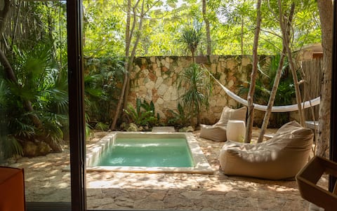 Apartment with a Private garden & Pool |•TEVA 2A