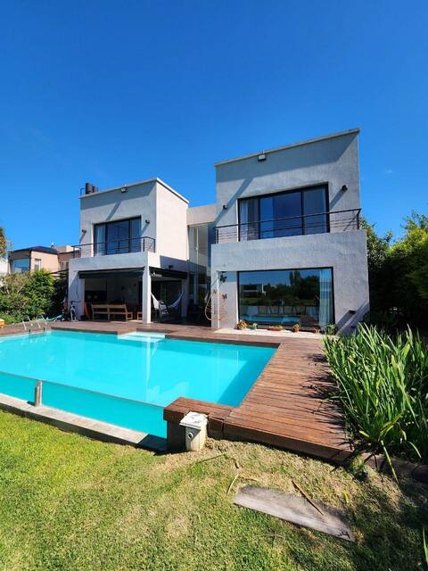 Lake House