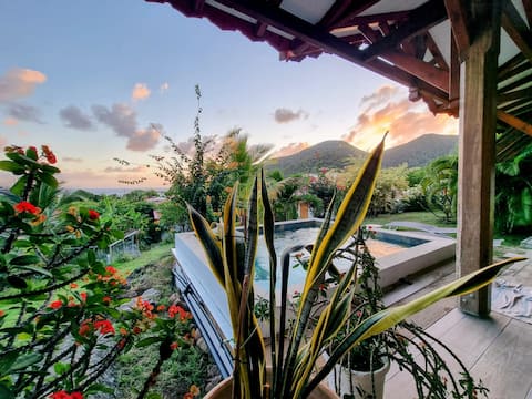 Caribbean Cottage with Sea View