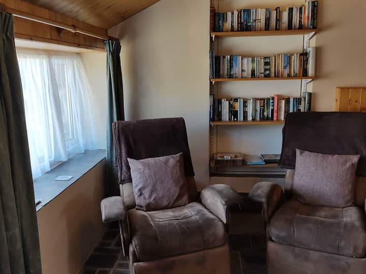 Cosy Cottage In Treen, Walk To Pedn Vounder - Porthcurno