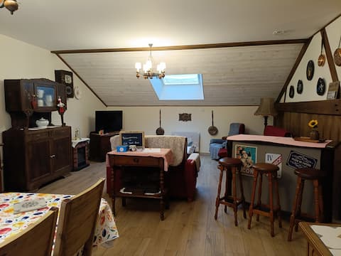 Popular Airbnb listing: Air-conditioned apartment for 6 people. 2nd floor, 3 bedrooms, garden in Moselle