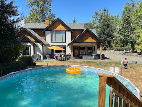 Seabrook Farmhouse-Hot Tub+Pool+Games Rm-7.5 Acres