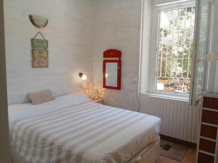 Estancia En Casa Modernista Para Max 4 Personas - Sant Feliu de Guíxols