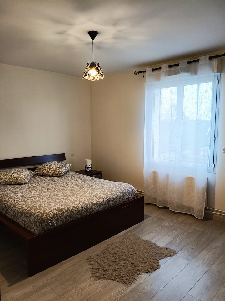 Dhomë gjumi 2