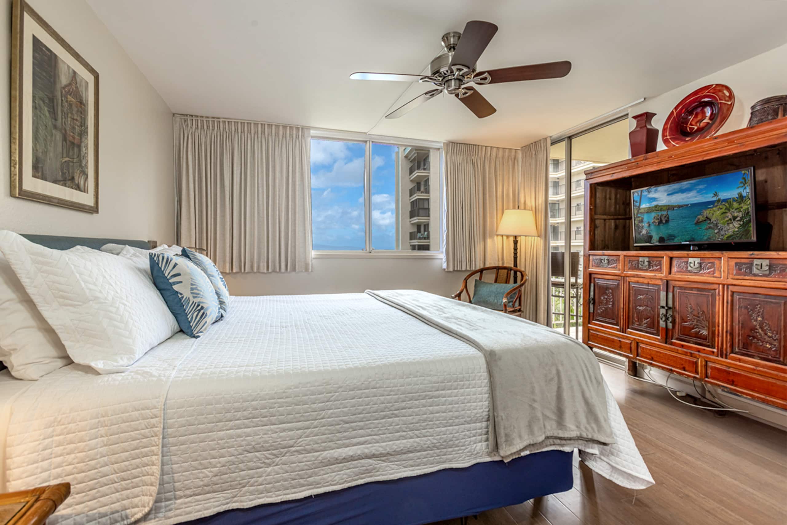 Condo in Lahaina · ★4.86 · 1 bedroom · 2 beds · 1 shared bath - Image 7