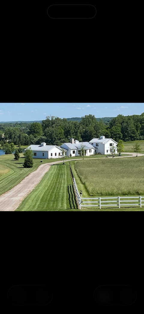 Luxury Napa Inspired Farm House with Lake Views