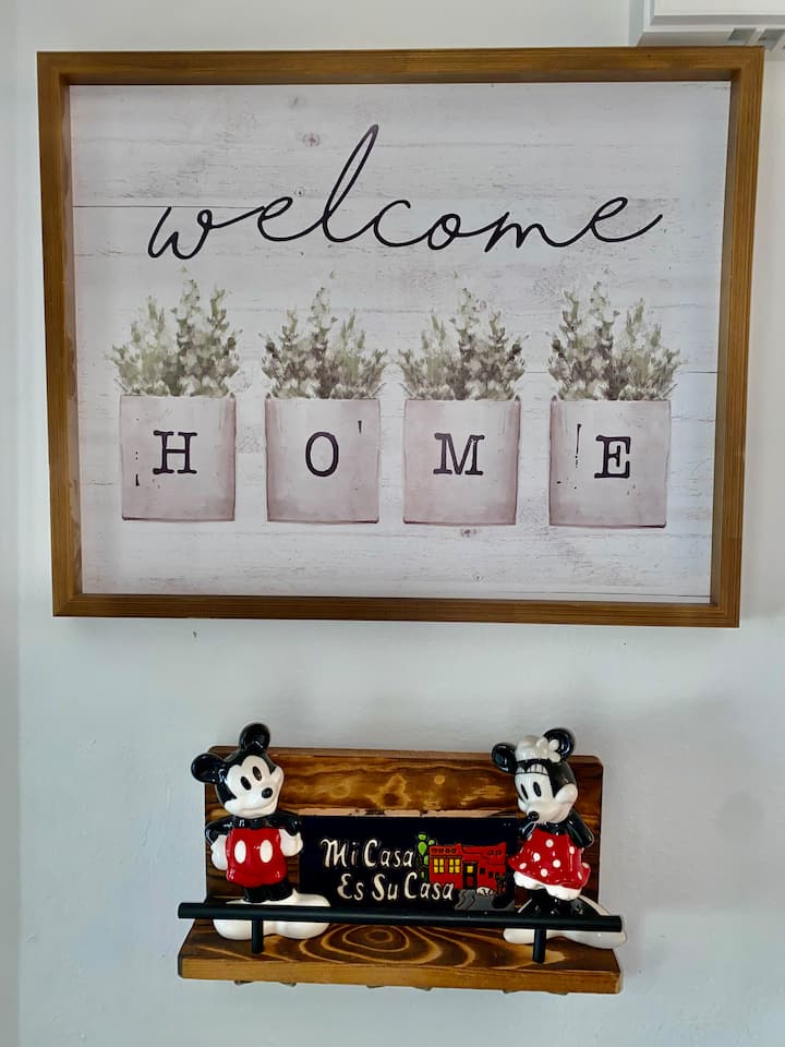 Welcome Home! Mi casa es su casa.