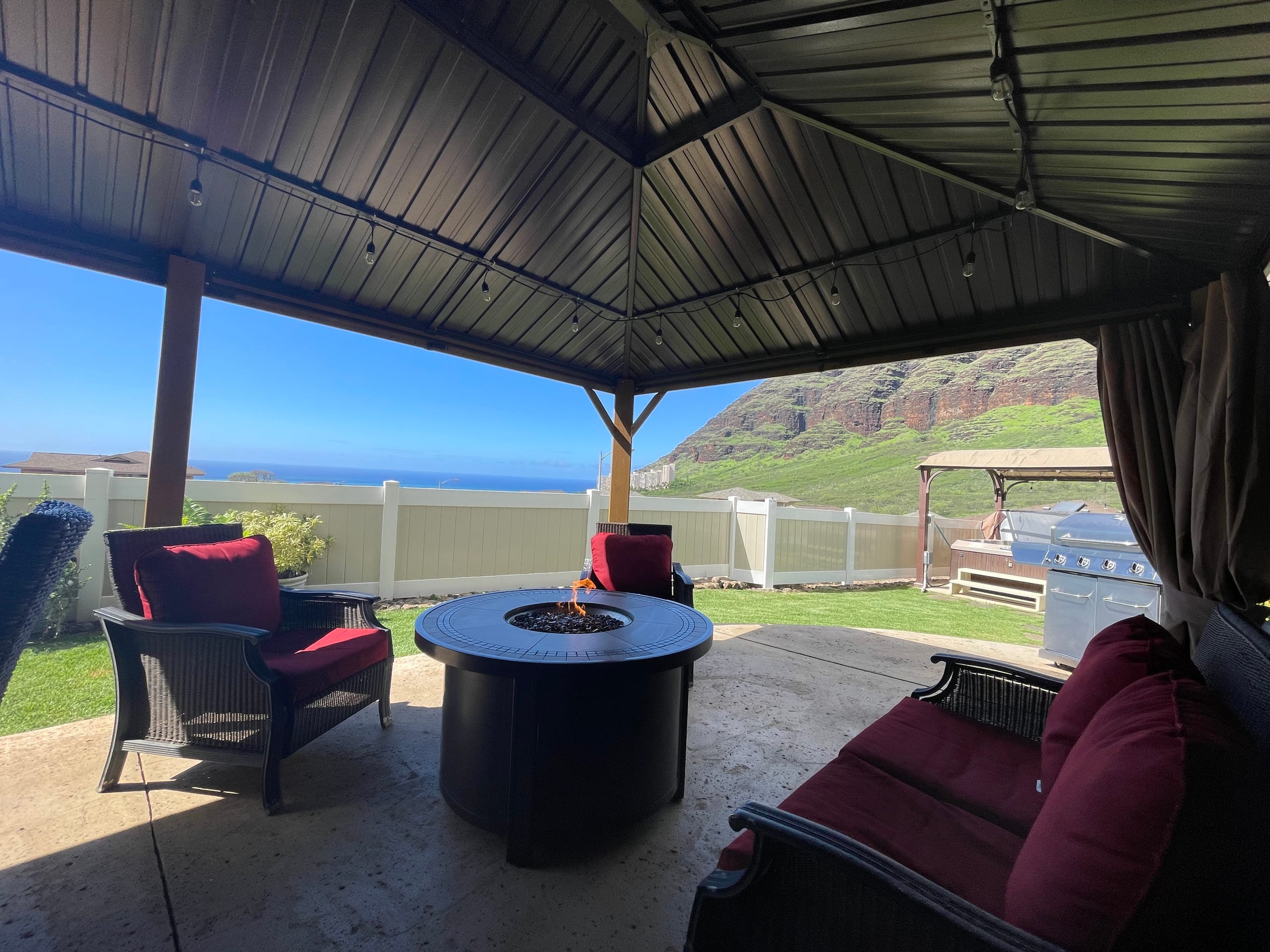 Home in Waianae · ★4.97 · 3 bedrooms · 5 beds · 2.5 private baths - Image 56