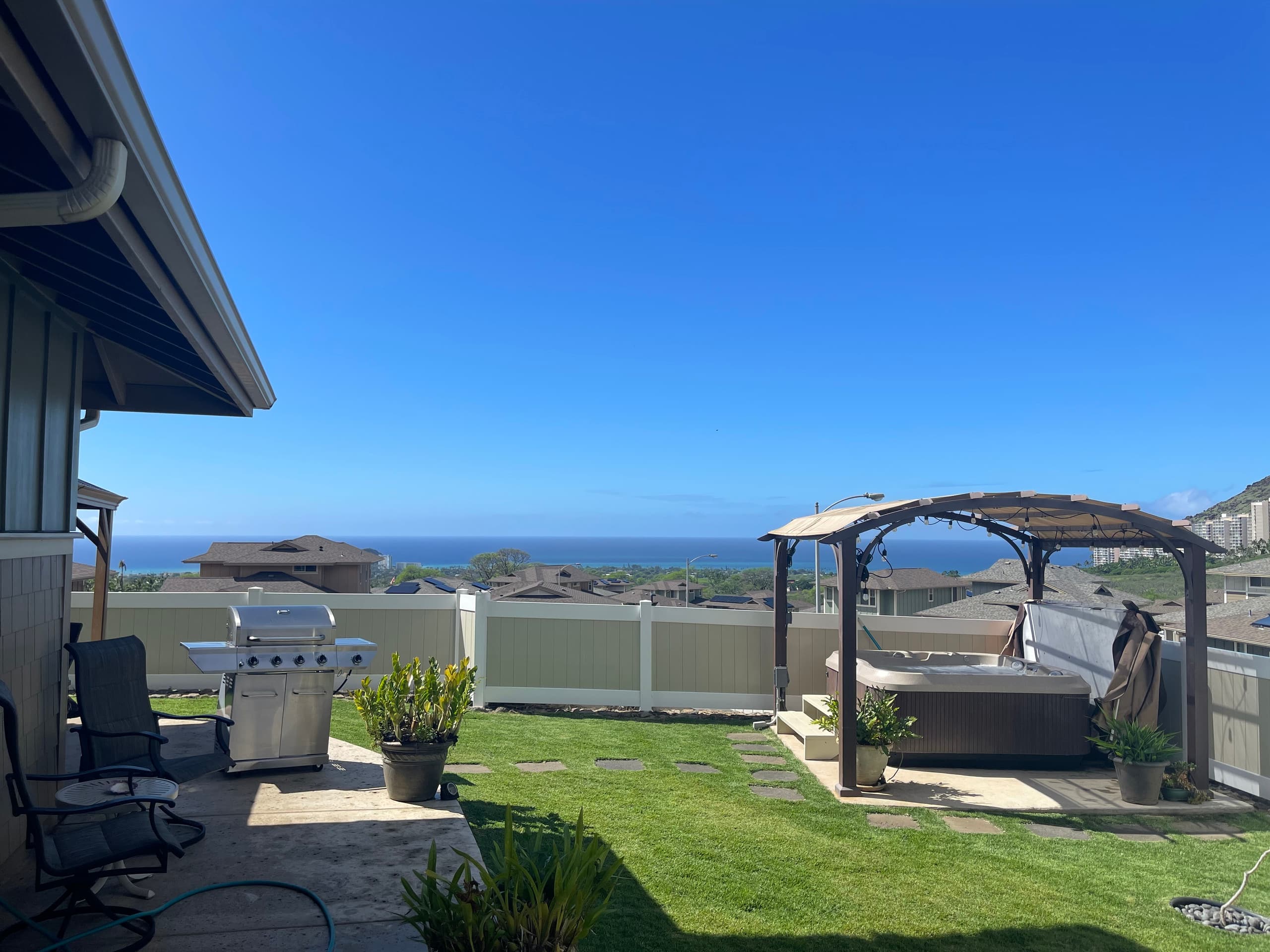 Home in Waianae · ★4.97 · 3 bedrooms · 5 beds · 2.5 private baths - Image 46