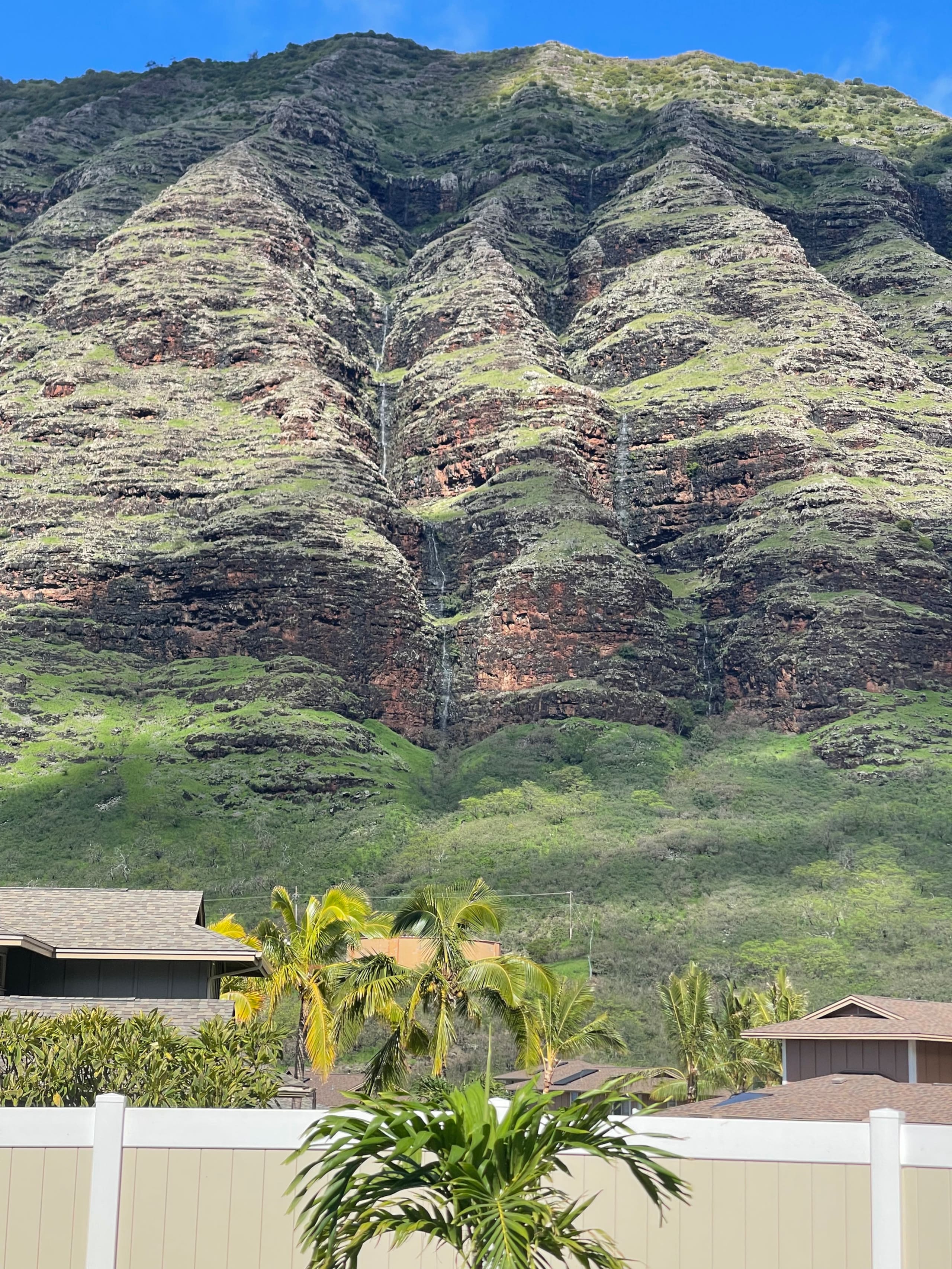 Home in Waianae · ★4.97 · 3 bedrooms · 5 beds · 2.5 private baths - Image 45