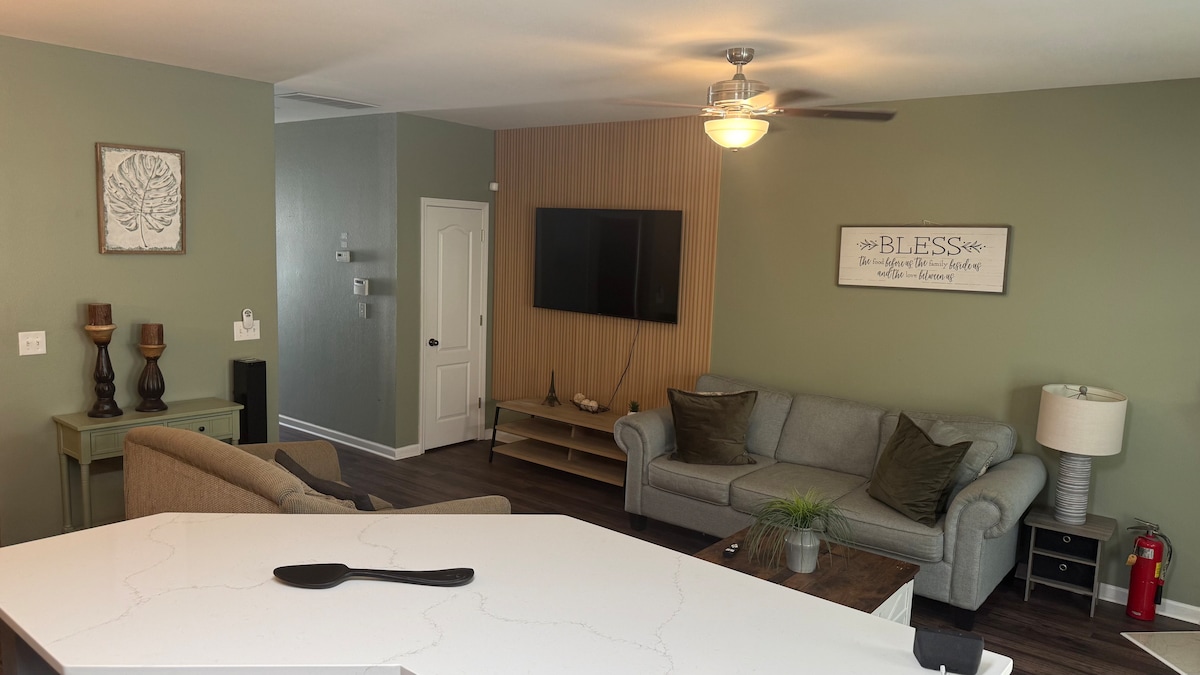 Cozy 3 bedrooms/chateau elan area/road Atlanta