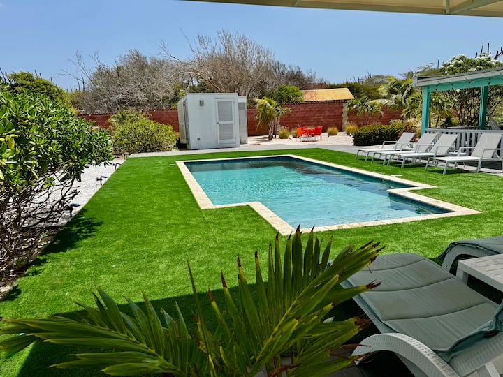 Tropische Villa Met Zwembad In Rustige Omgeving. - Aruba