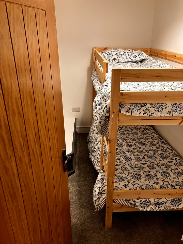 საძინებელი 2