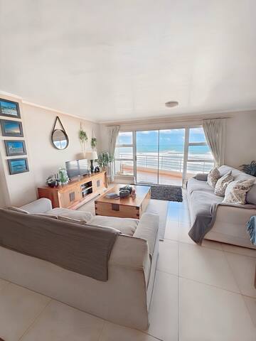 Blouberg Seaside Escape gallery image 3