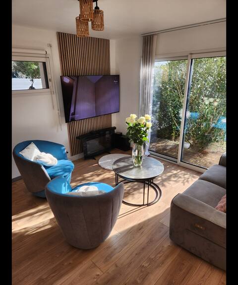 House with jacuzzi near Vannes.
