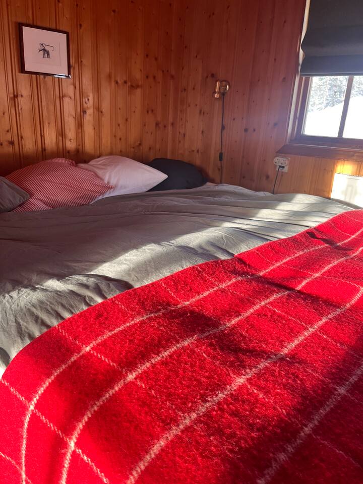 საძინებელი 2