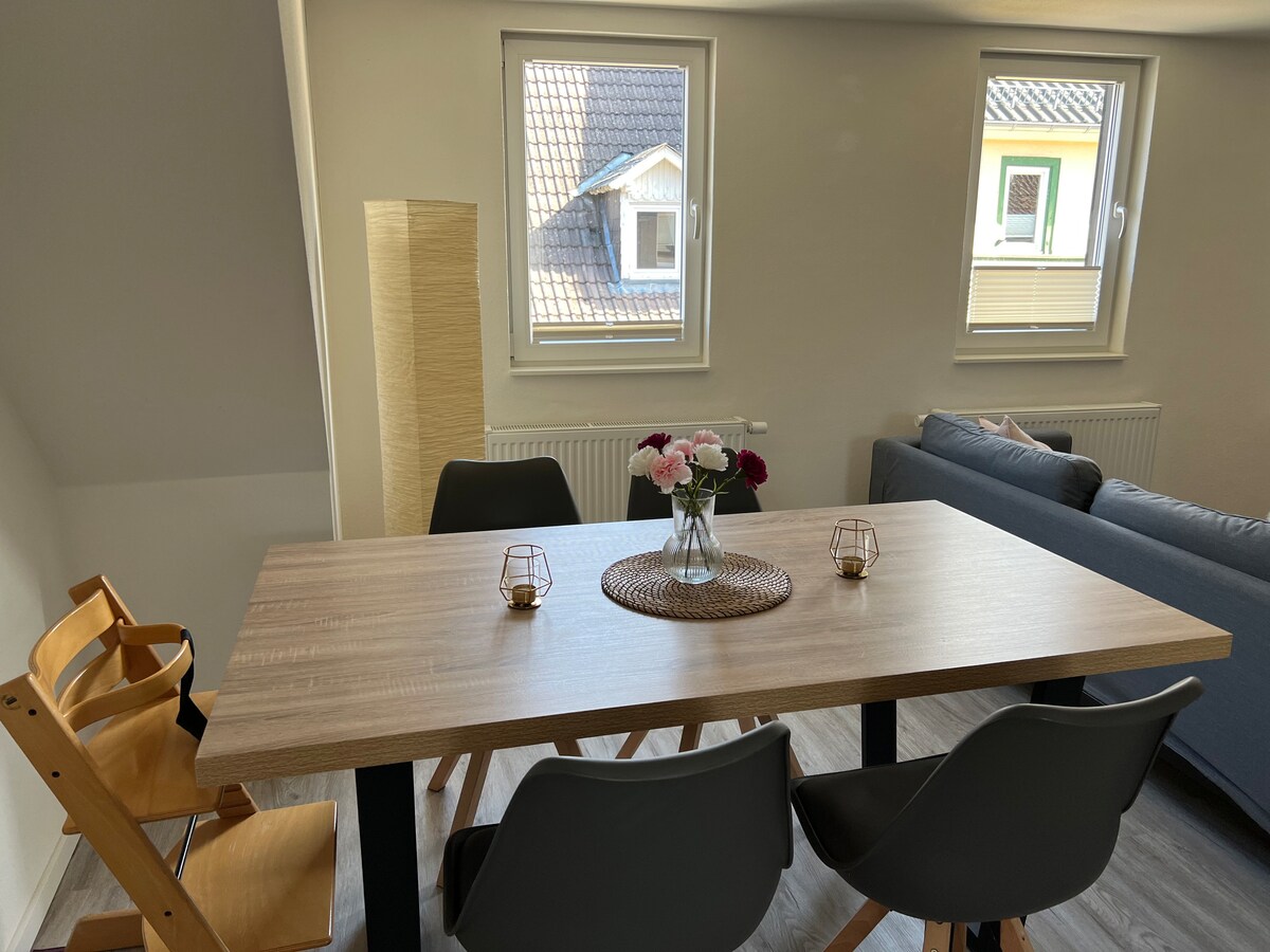 Modern 4-room loft with 3 beds and separate work space