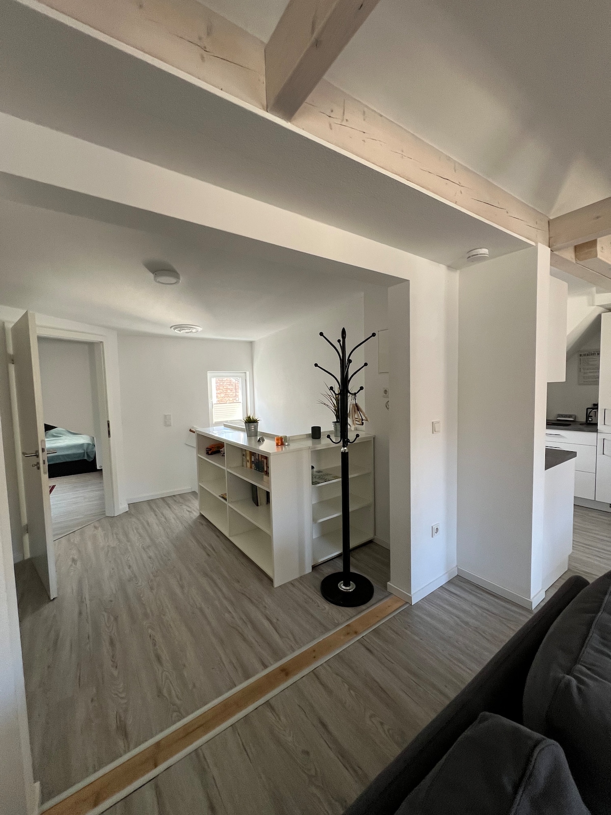 Modern 4-room loft with 3 beds and separate work space