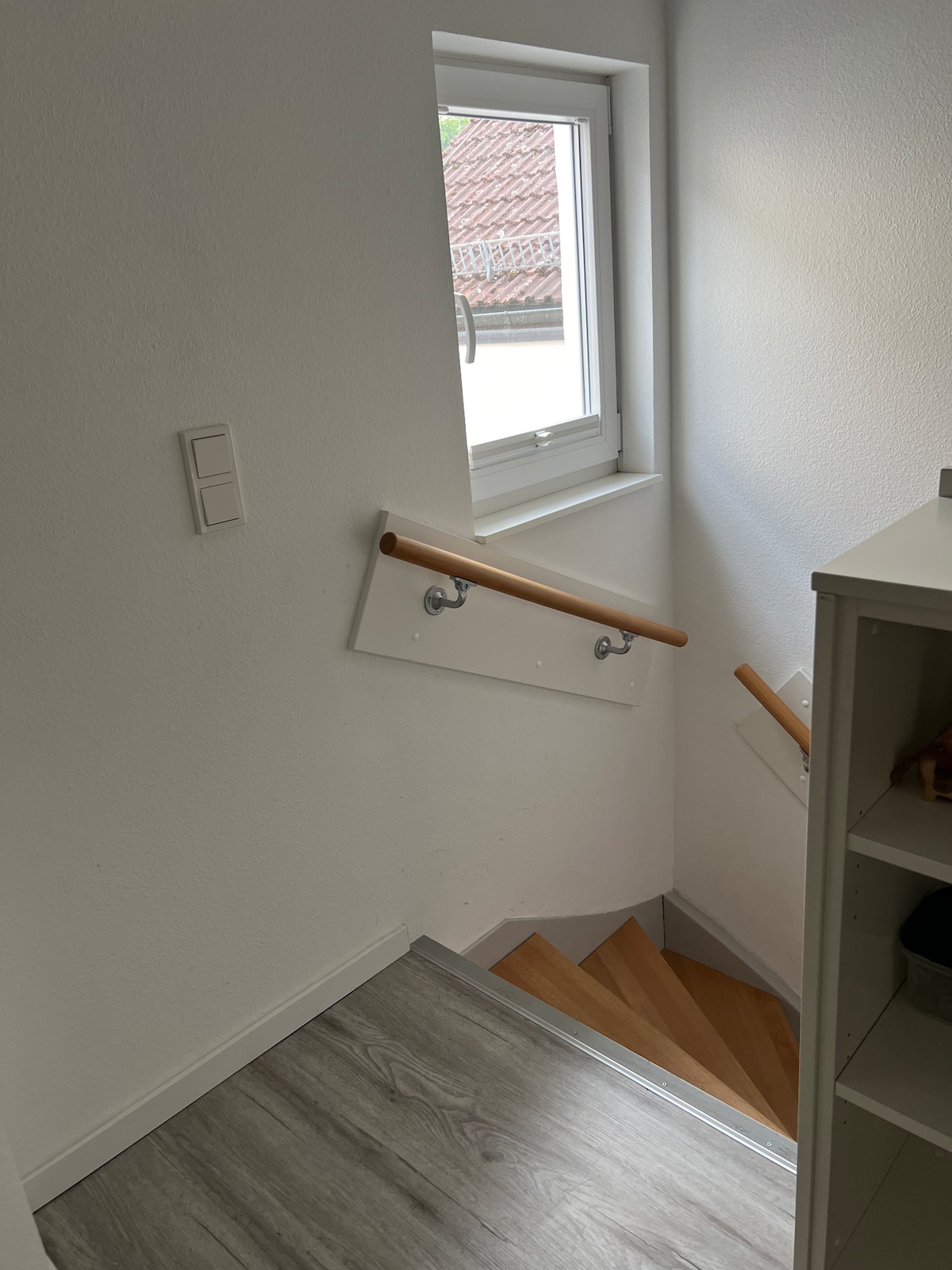 Modern 4-room loft with 3 beds and separate work space