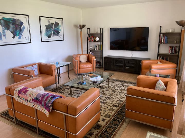 Cozy 2 Bedroom Home On Wooded Private Lane - Greensboro, MD