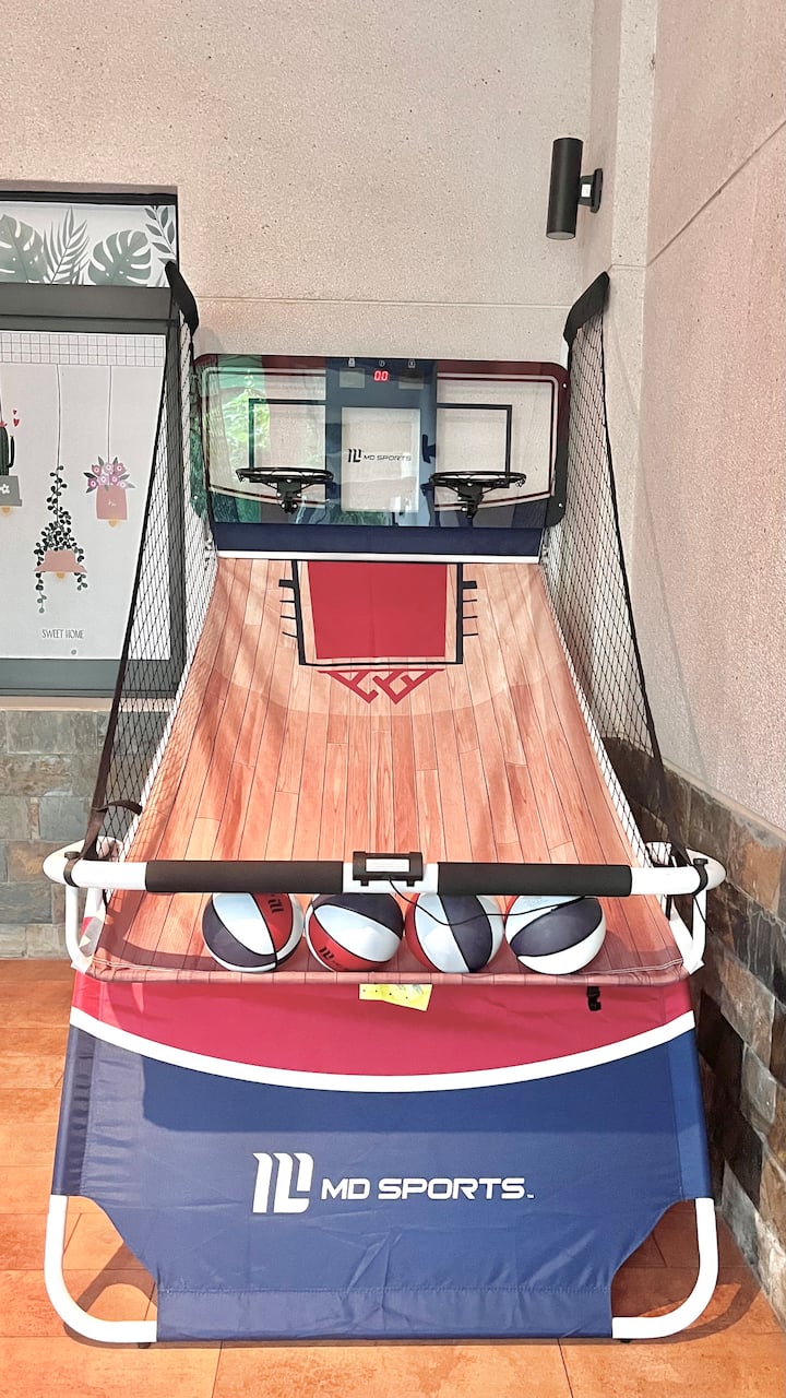 只此清綠宜蘭包棟～7套房36人/120寸唱歌/2x電麻桌/飛鏢機/SWITCH/籃球機/水池/烤肉- 深溝村的别墅出租、宜兰县、台湾地区- 爱彼迎