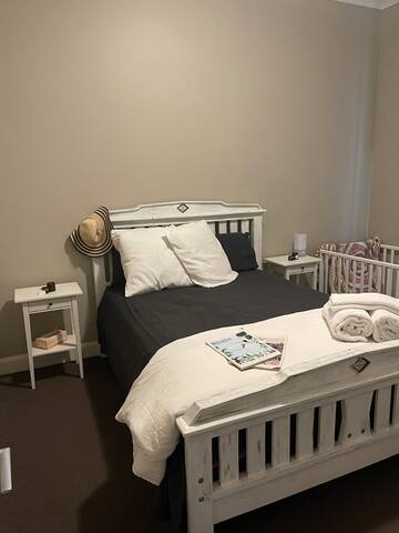 House on Park precinct gallery image 2