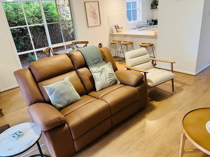 Cozy Parkside Hideaway - Tea Tree Gully