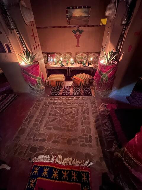 Room in welcoming traditional desert home