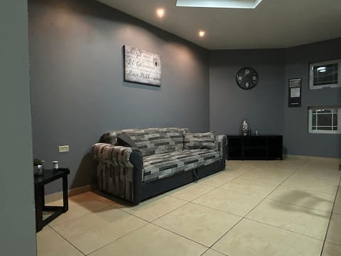 Top performing Airbnb: Beautiful Fully Equipped House in Cuauhtémoc
