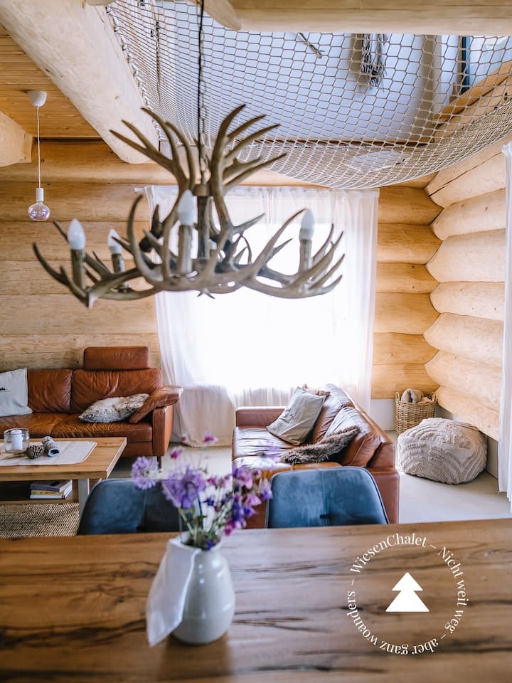 Chalet / Naturstammhaus Mit Hot Tub Und Fasssauna - Allemagne