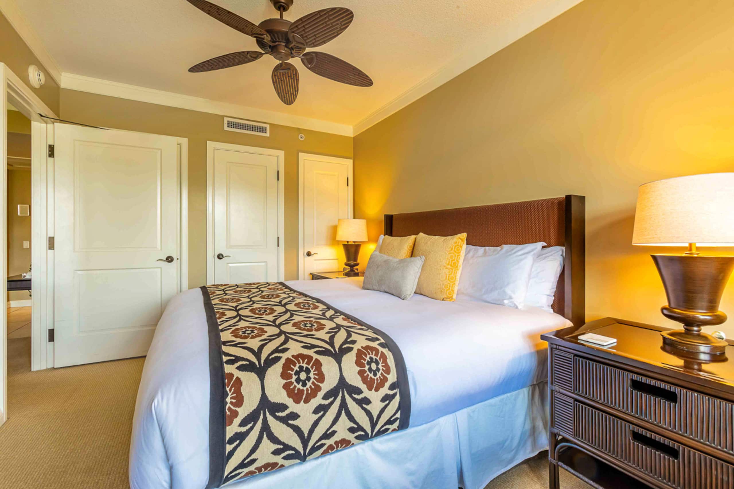 Condo in Lahaina · ★4.86 · 1 bedroom · 2 beds · 1 bath - Image 6