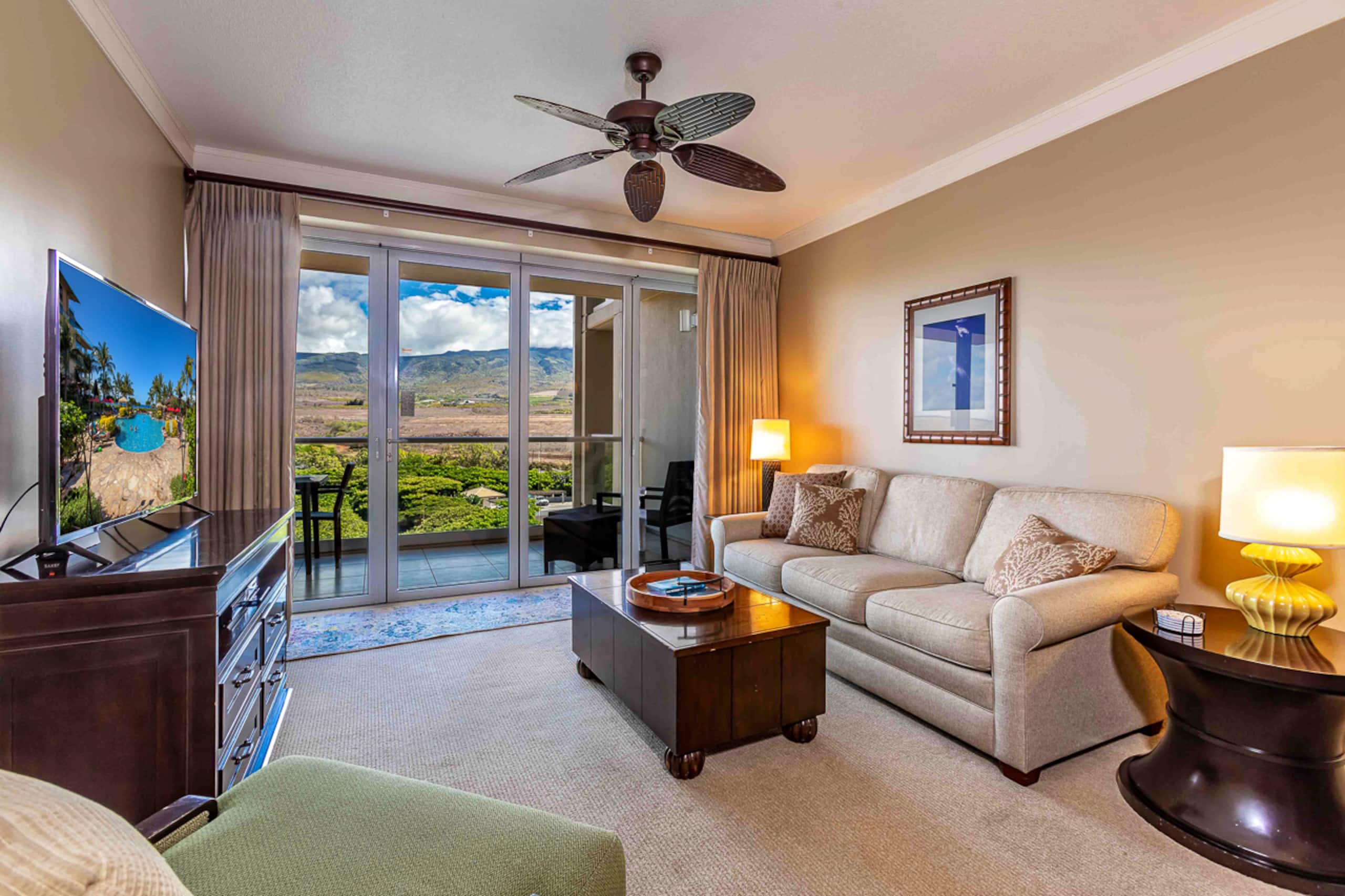 Condo in Lahaina · ★4.86 · 1 bedroom · 2 beds · 1 bath - Image 8