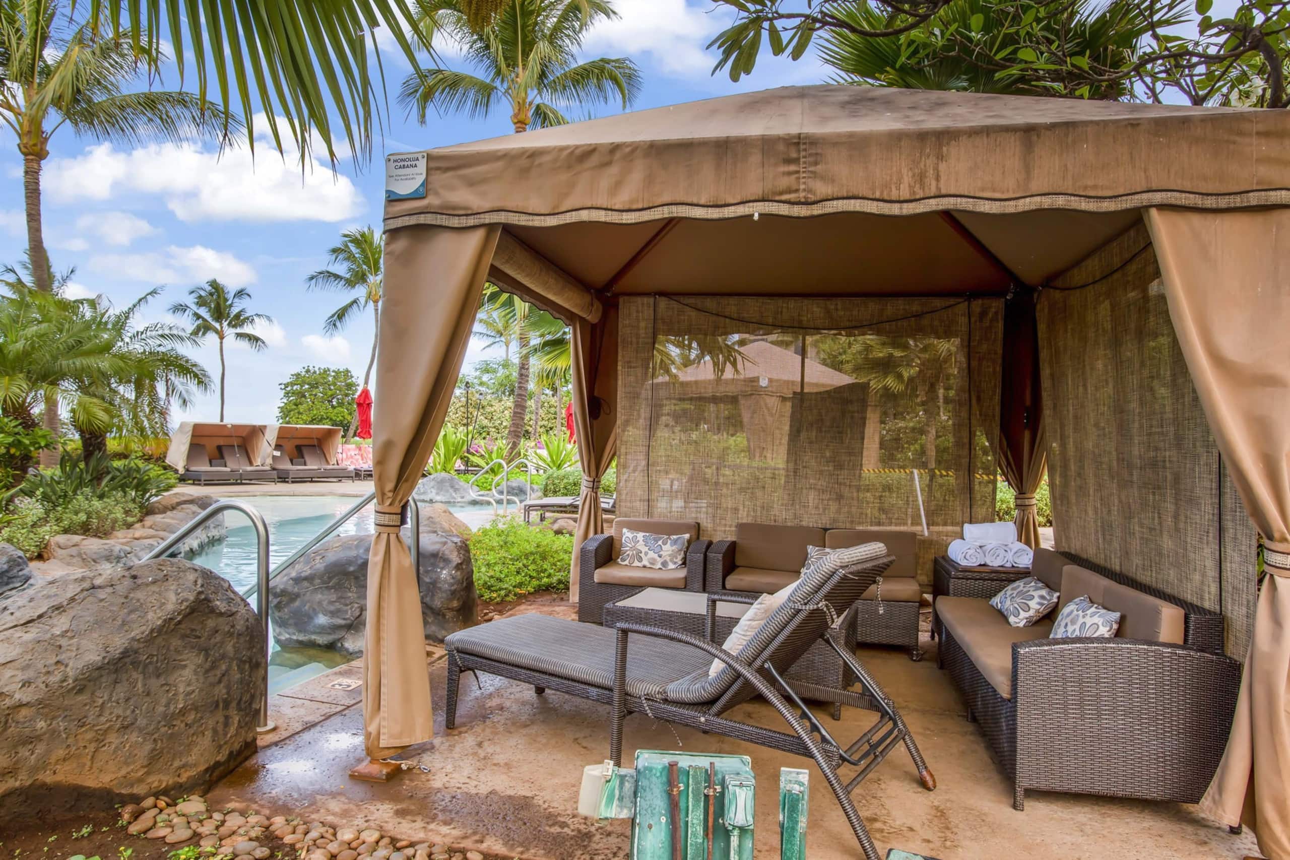Condo in Lahaina · ★4.86 · 1 bedroom · 2 beds · 1 bath - Image 37