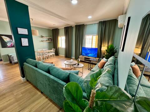 A  spacious and elegant three bedroom apartment