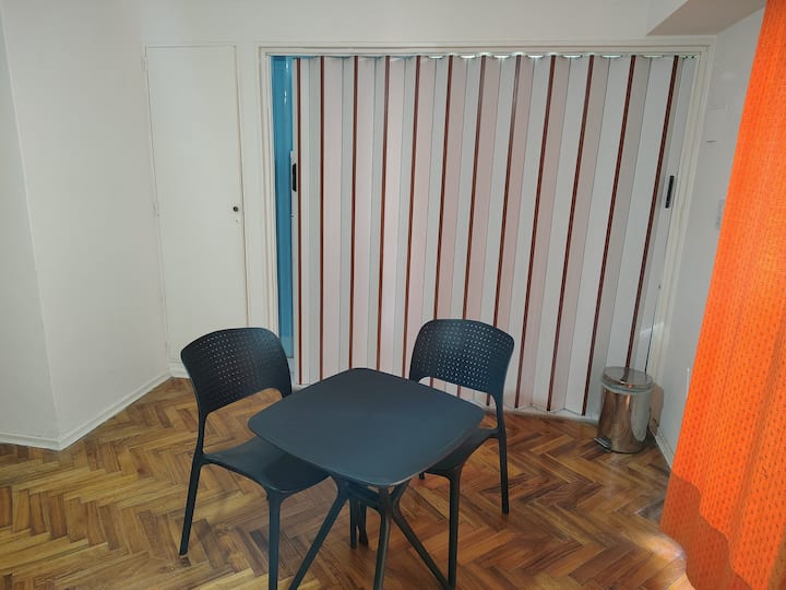Studio apartment in Monserrat
