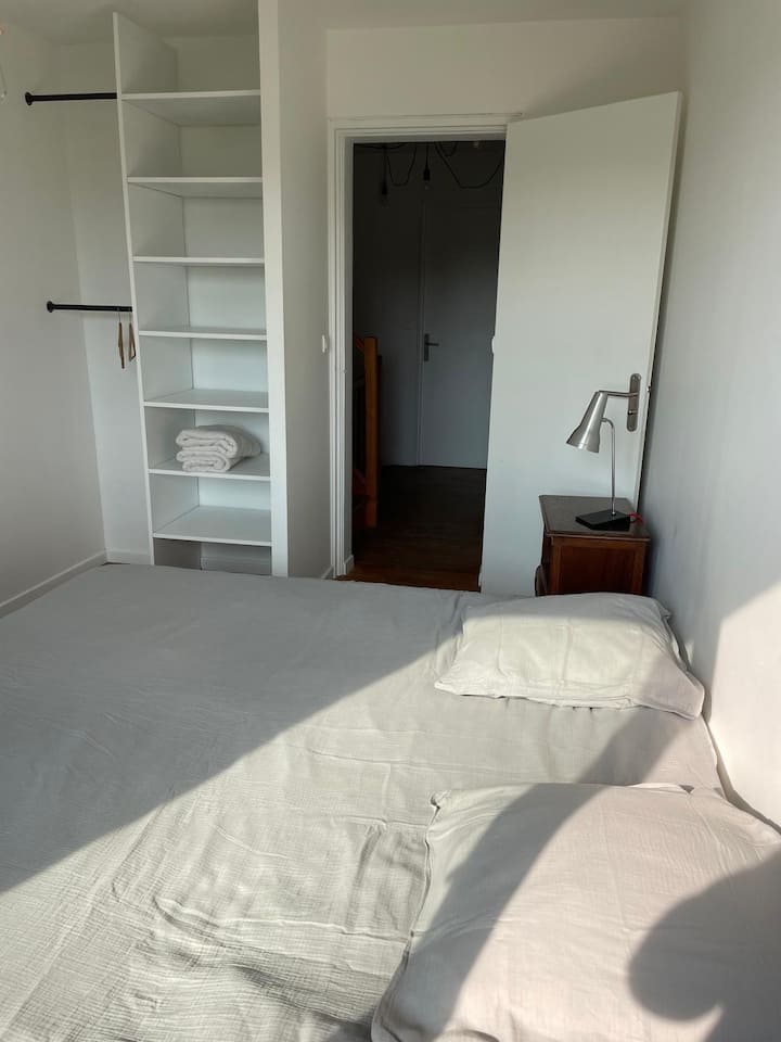 საძინებელი 1