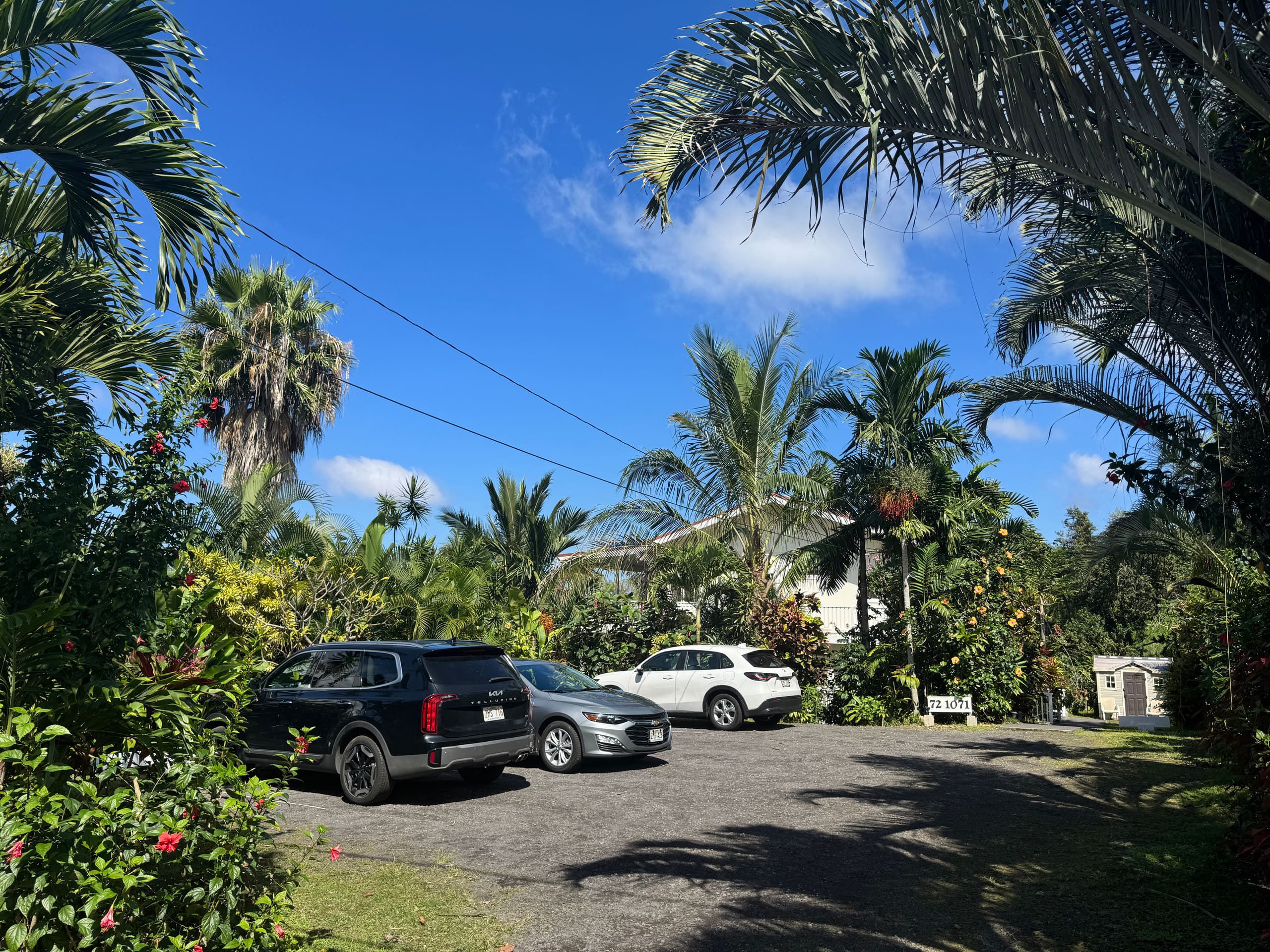 Home in Kailua-Kona · ★4.75 · 1 bedroom · 2 beds · 1 private bath - Image 5