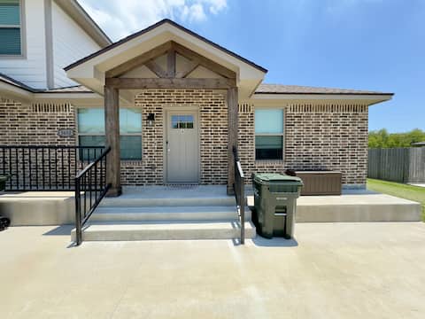 Working Man’s Haven Unit A