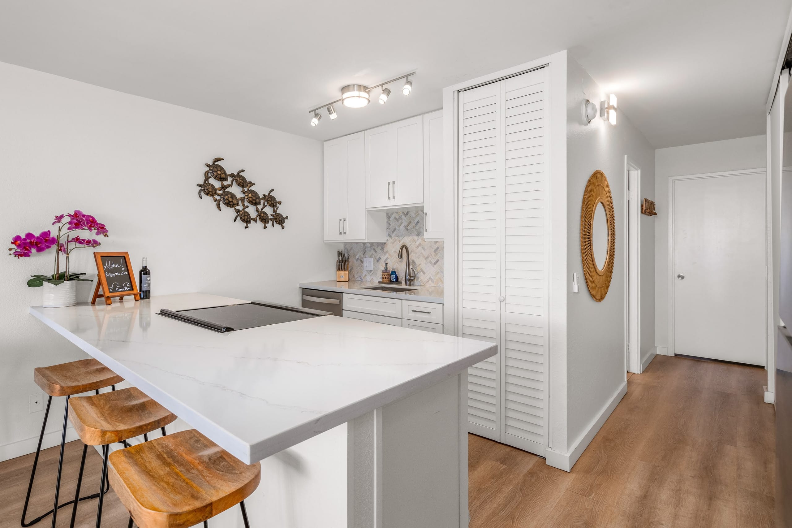 Condo in Kihei · ★4.95 · 1 bedroom · 2 beds · 1 private bath - Image 10