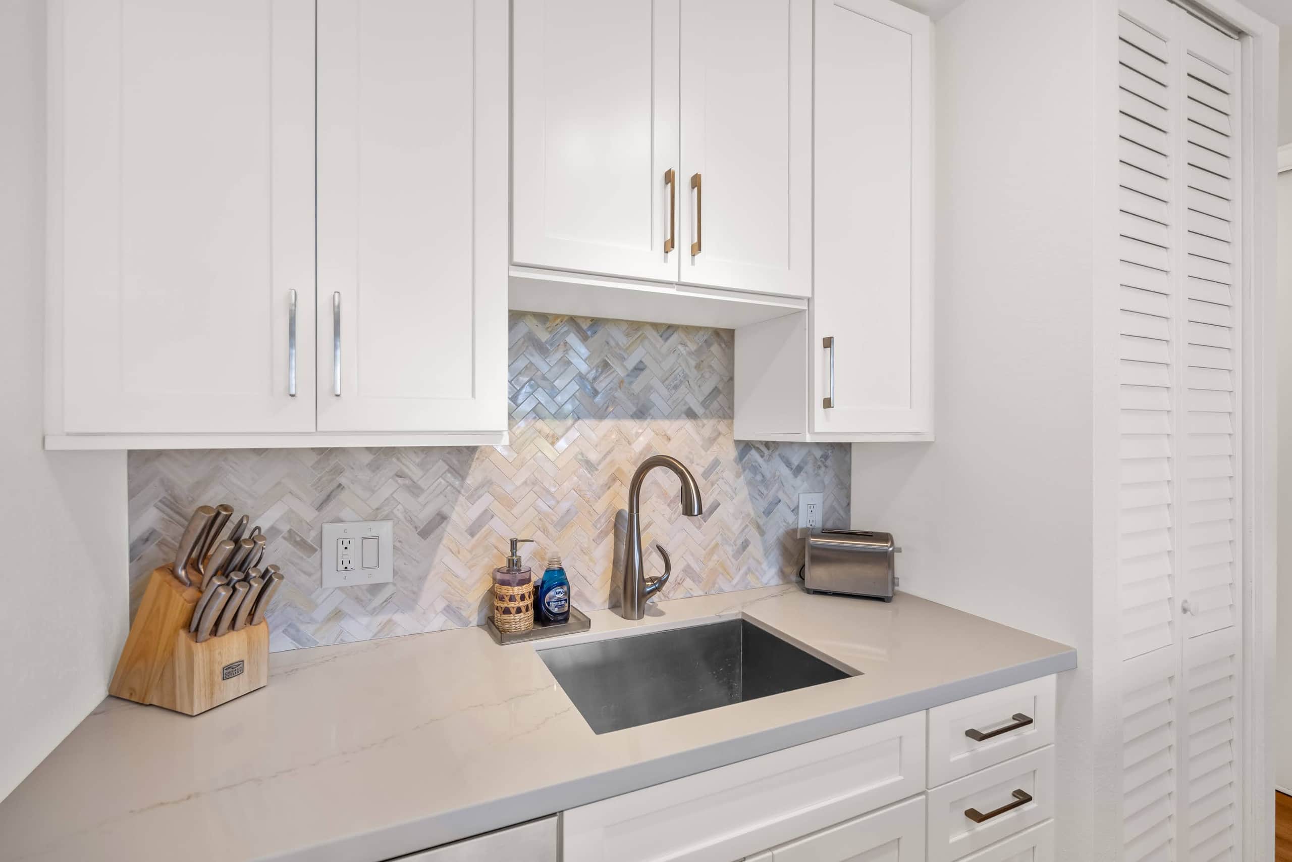 Condo in Kihei · ★4.95 · 1 bedroom · 2 beds · 1 private bath - Image 11