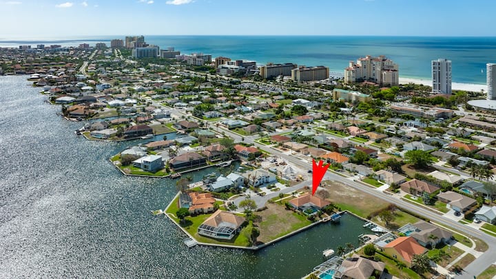 Waterfront 3br With Heated Pool-h940p - Marco Island, FL