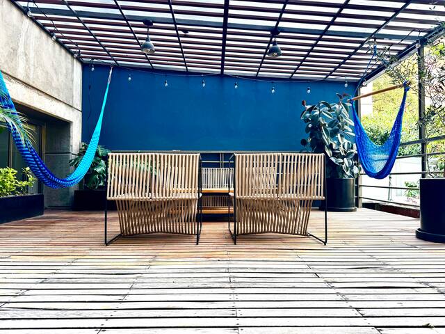 Stunning Condesa Apartment with Private Terrace gallery image 2