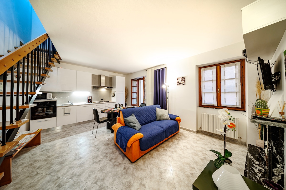 Successful Airbnb property: Spacious loft in heart of Bellagio, Serbelloni 37 in Bellagio