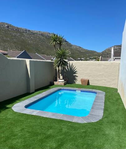 Family friendly holiday home near beach gallery image 2