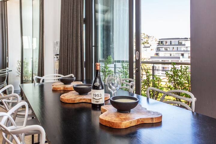 Above&Beyond • Sunset Charm • Excl 3Bedroom• 701 gallery image 4