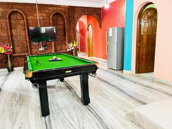 Living room image 2