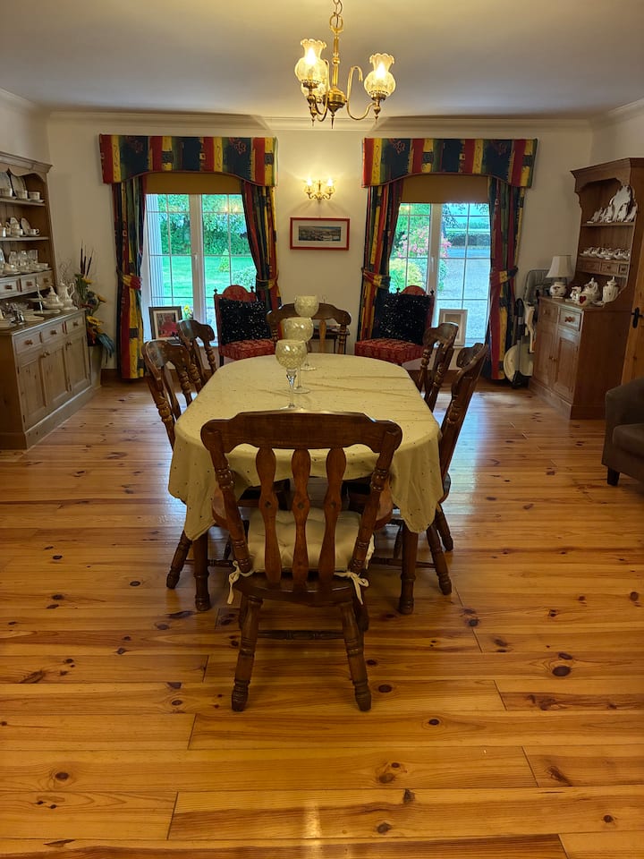Large Room In Rural Area Sleeps 4 (Room Only) - Loughrea
