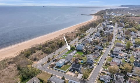 Welcome to NYC Sky Line beach views of Casa Azul!
