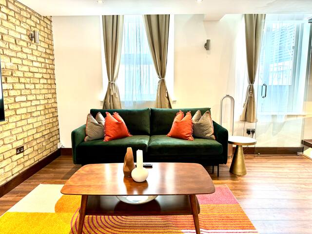 Knightsbridge Harrods 2 Bedrooms, 3 Beds, 2.5 Bath gallery image 4